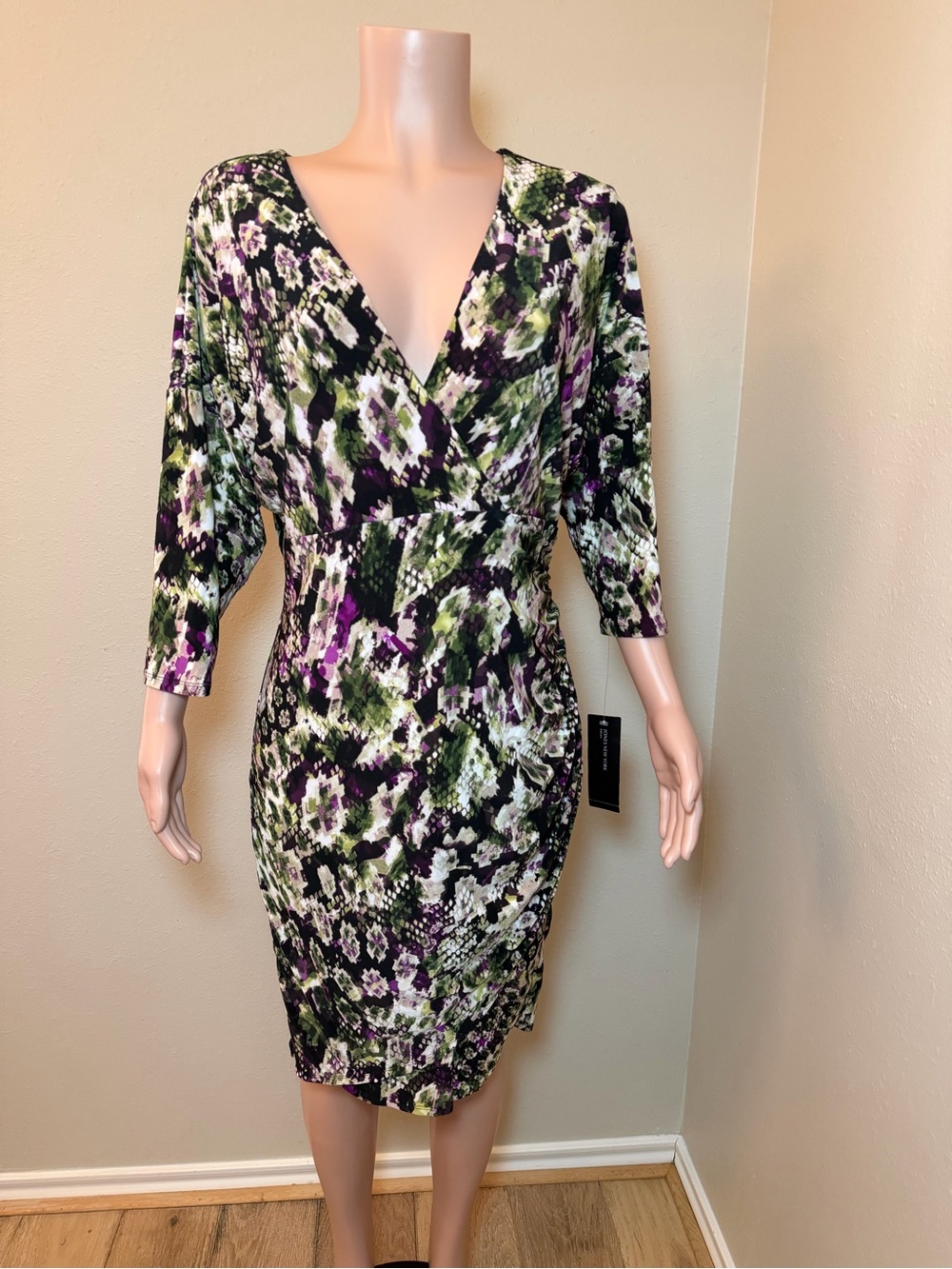 Jones New York Green, Purple & Black Floral Wrap Midi Dress